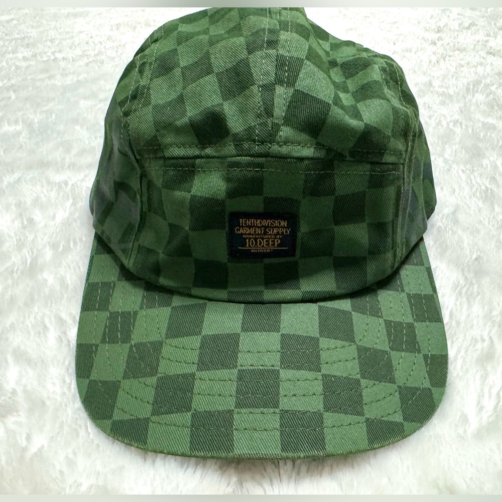 10.Deep Green Checkered Men's Hat